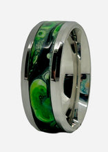 Load image into Gallery viewer, 8mm Stainless Steel Green Painted inlay Ring